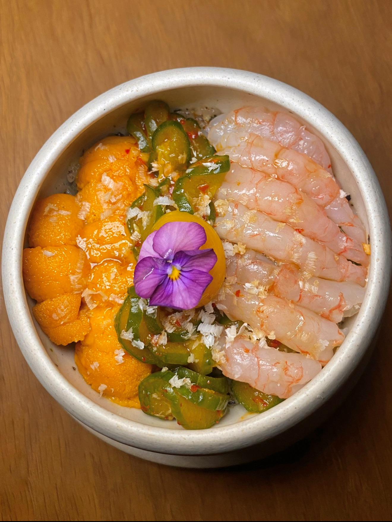 Oiji signature dishes Wagyu Wrap
Oiji Bowl
Scallops "Hwe"